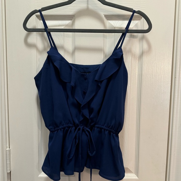 Express  top - Picture 3 of 13